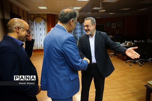 دیدار وزیر آموزش و پرورش با جمعی از نمایندگان مجلس