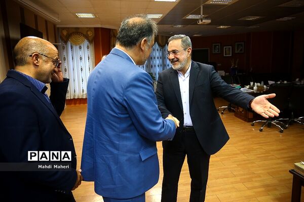دیدار وزیر آموزش و پرورش با جمعی از نمایندگان مجلس