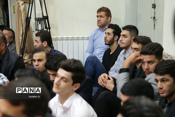 دیدارمدال‌آوران بازی‌های آسیایی اندونزی با رهبرمعظم انقلاب