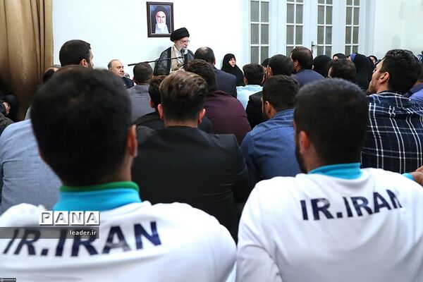 دیدارمدال‌آوران بازی‌های آسیایی اندونزی با رهبرمعظم انقلاب