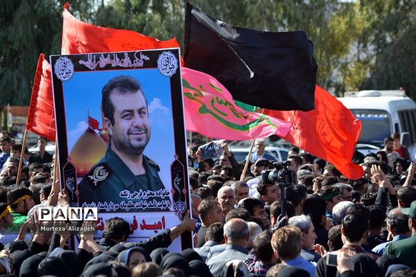 تشییع و خاکسپاری پیکر ۳ شهید حادثه تروریستی  اهوازدر باغملک