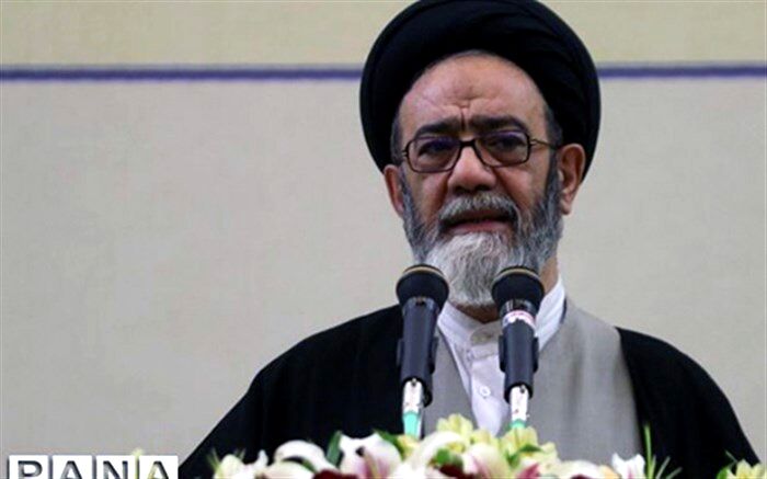 نماینده ولی فقیه در آذربایجان شرقی: برای زنده نگه داشتن روزهای ایثار باید خاطرات رزمندگان  بازگو شود
