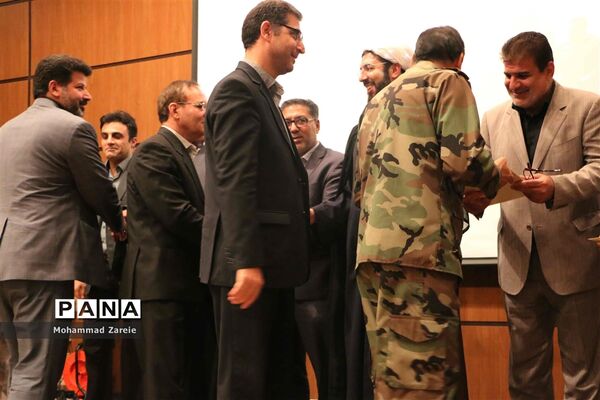 صبحگاه مشترک در اداره کل آموزش و پرورش شهرستانهای استان تهران