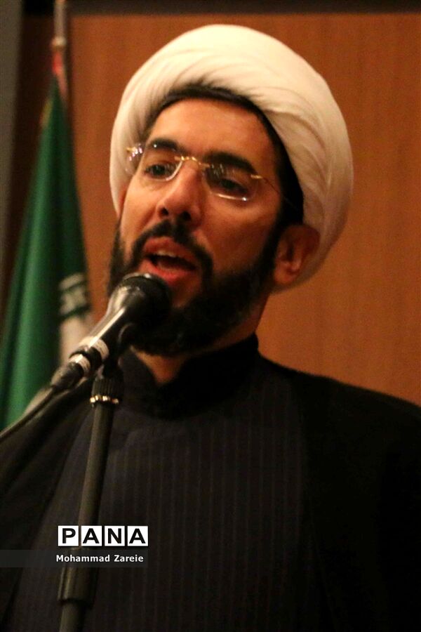 صبحگاه مشترک در اداره کل آموزش و پرورش شهرستانهای استان تهران