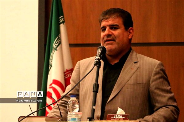 صبحگاه مشترک در اداره کل آموزش و پرورش شهرستانهای استان تهران