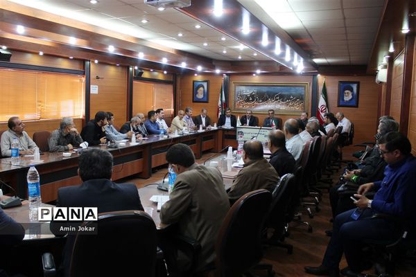 جلسه هماهنگی سرویس مدارس با مدیران عامل شرکت‌های حمل و نقل