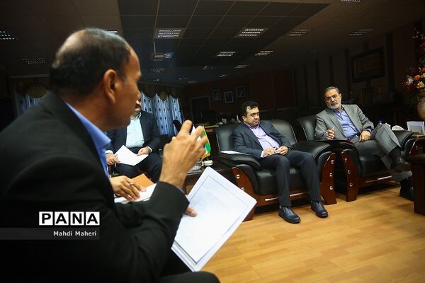 دیدار وزیر آموزش و پرورش با جمعی از نمایندگان مجلس