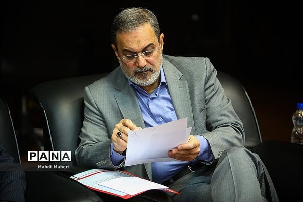دیدار وزیر آموزش و پرورش با جمعی از نمایندگان مجلس