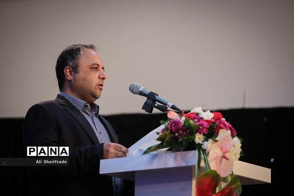 آیین بهره برداری از یک هزار و 700 فضای آموزشی