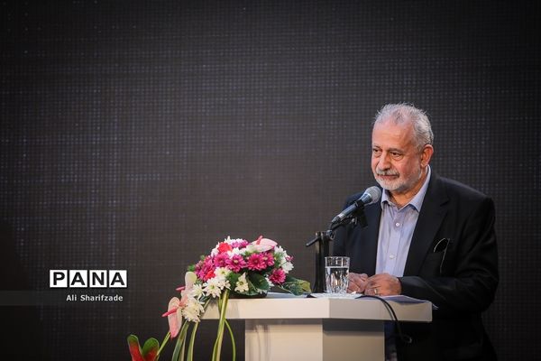 آیین بهره برداری از یک هزار و 700 فضای آموزشی