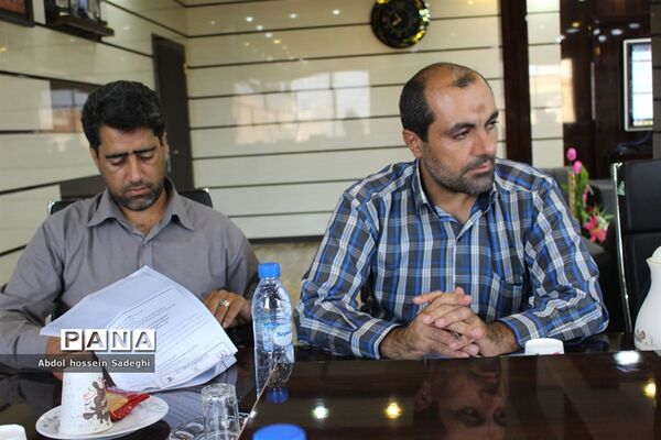 جلسه ستاد هماهنگی و پشتیبانی بسیج دانش‌آموزی استان بوشهر