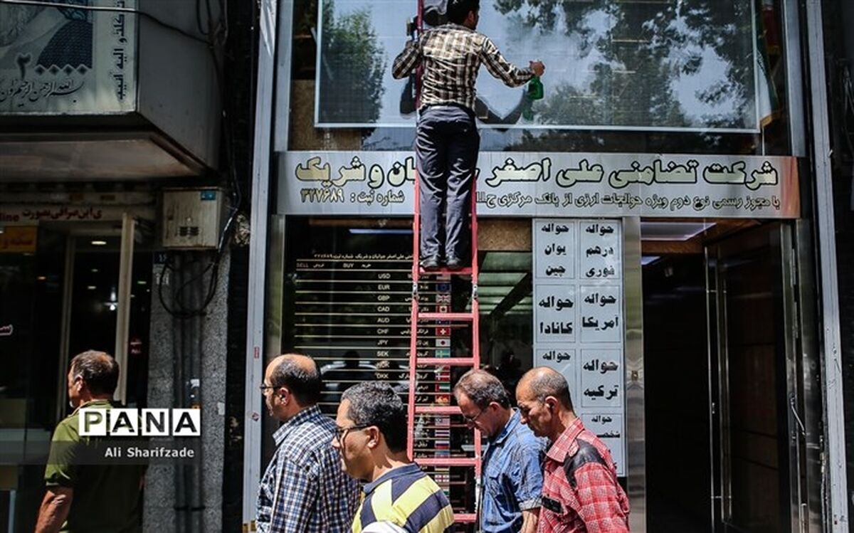 احتمال سقوط آزاد قیمت‌ها در بازارهای طلا، خودرو و مسکن