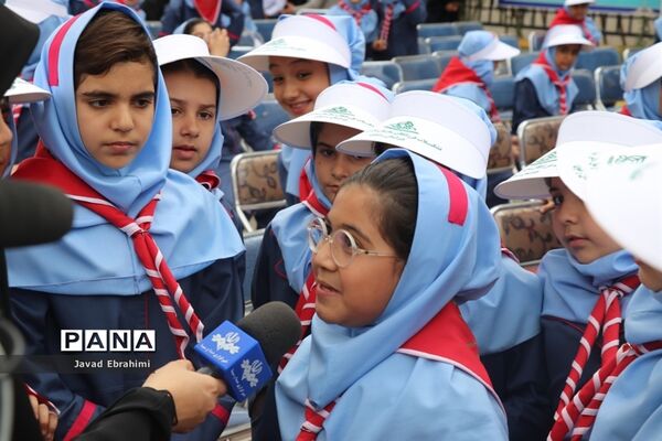 مراسم نمادین استانی مهر عاطفه‌ها در مشهد