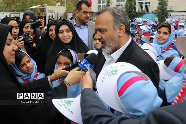 مراسم نمادین استانی مهر عاطفه‌ها در مشهد