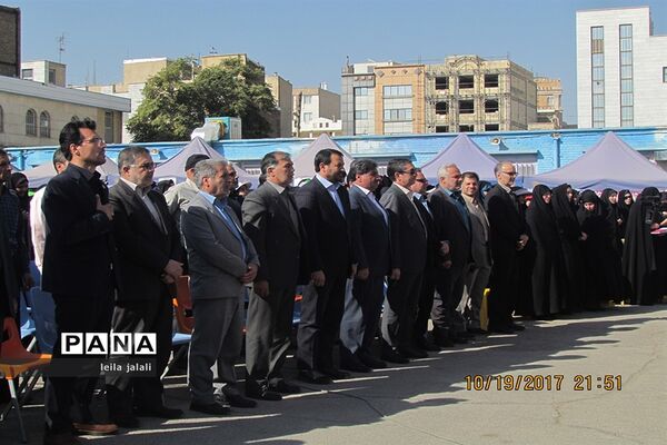 جشن عاطفه‌ها در دبیرستانه دخترانه قرآنی فطرت اراک