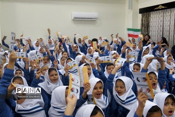 مراسم نمادین جشن عاطفه‌ها دردبستان برکت دین و دانش شهرستان طبس