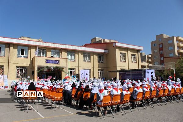 مراسم جشن عاطفه‌ها در مدارس آذربایجان شرقی