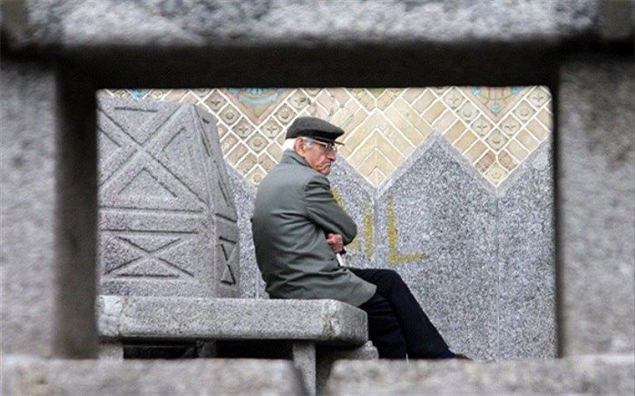 بازنشستگان کشوری برای ارتباط با صندوق بازنشستگی   با شماره‌های ۸۵۲۳ و ۲۵۰۰ تماس بگیرند