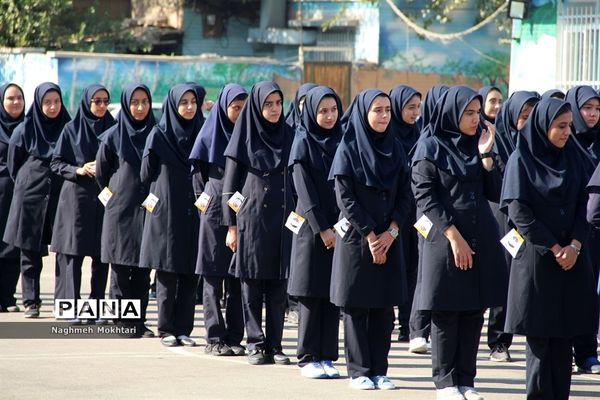 آیین مهر عاطفه ها در ناحیه یک ری