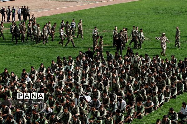 تجمع اقتدار عاشورایی فرماندهان واحدهای پیشگام بسیج دانش آموزی