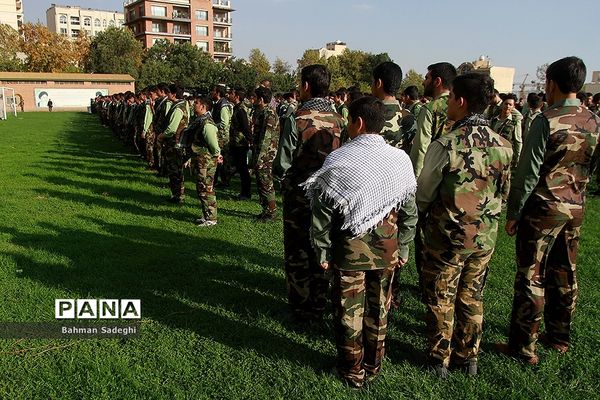 تجمع اقتدار عاشورایی فرماندهان واحدهای پیشگام بسیج دانش آموزی