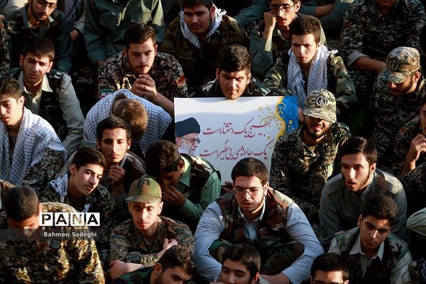 تجمع اقتدار عاشورایی فرماندهان واحدهای پیشگام بسیج دانش آموزی