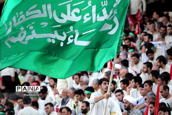 همایش بزرگ اقتدارعاشورایی بسیج و اجتماع باشکوه ده‌ها هزارنفری بسیجیان در ورزشگاه آزادی