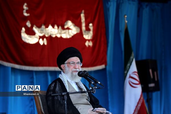 همایش بزرگ اقتدارعاشورایی بسیج و اجتماع باشکوه ده‌ها هزارنفری بسیجیان در ورزشگاه آزادی