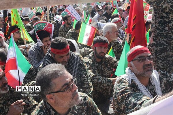 تجمع بزرگ ۲۰ هزار نفری اقتدار عاشورایی بسیجیان