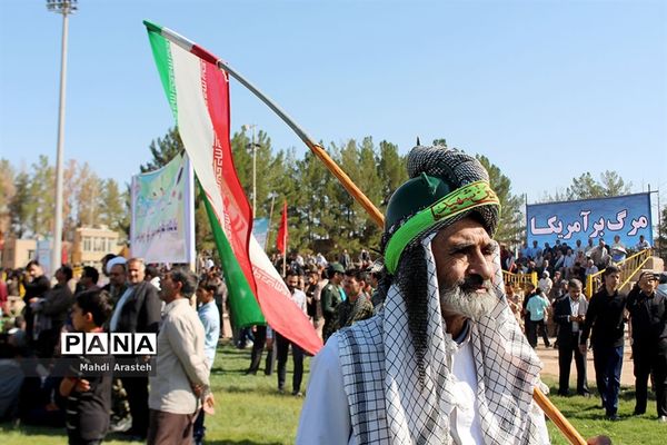 تجمع بزرگ ۲۰ هزار نفری اقتدار عاشورایی بسیجیان