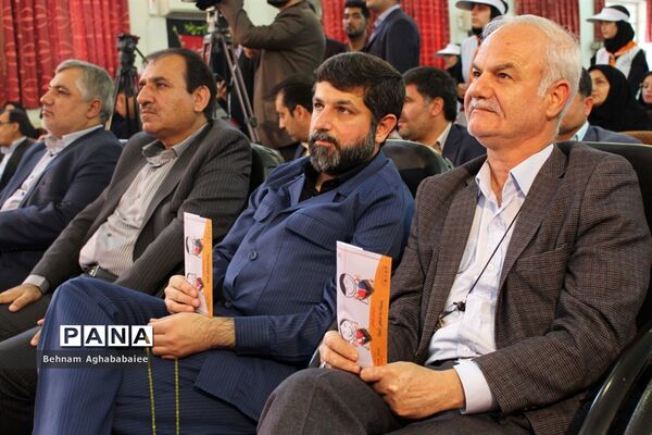 برگزاری آیین مهر عاطفه ها در ناحیه ۲ اهواز