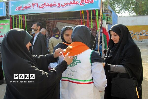 برگزاری آیین مهر عاطفه ها در ناحیه ۲ اهواز