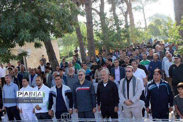 همایش پیاده روی خانوادگی گرامیداشت هفته نیروی انتظامی در اسلامشهر