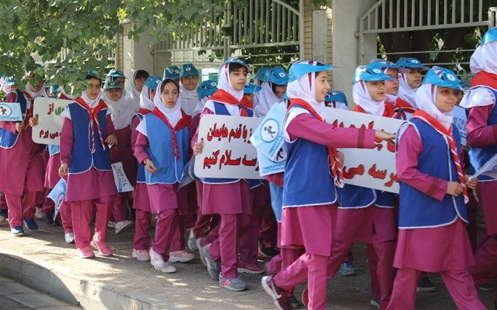 اجرای طرح روز جهانی «یک روز پیاده از خانه تا مدرسه» در شیراز