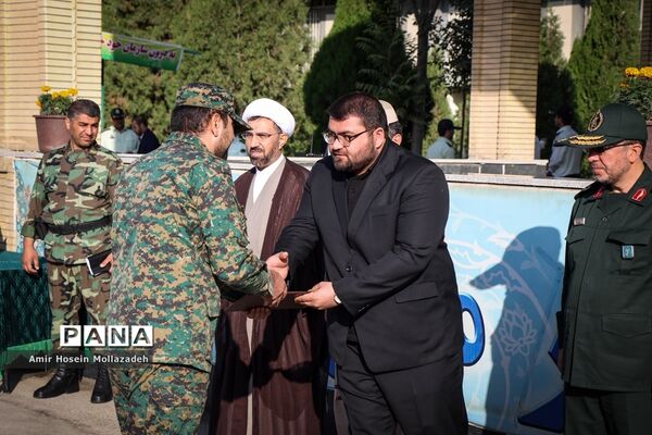 صبحگاه مشترک نیروهای مسلح به مناسبت آغاز هفته نیروی انتظامی در ارومیه