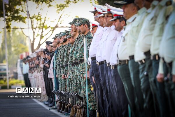 صبحگاه مشترک نیروهای مسلح به مناسبت آغاز هفته نیروی انتظامی در ارومیه