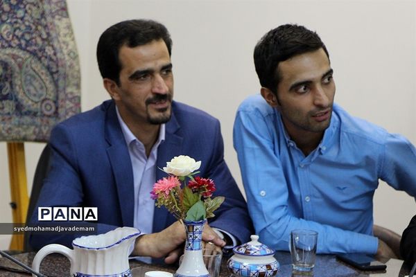 آیین رونمایی از پوستر چهارمین جشنواره پایگاه‌های خبری