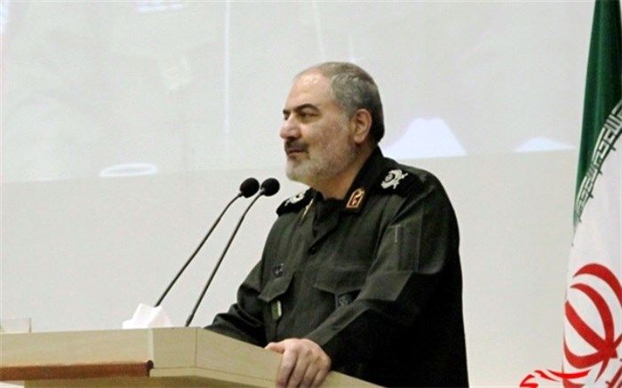 ضرورت ترویج تفکر و روحیه انقلابی در بین مدیران و کارگران