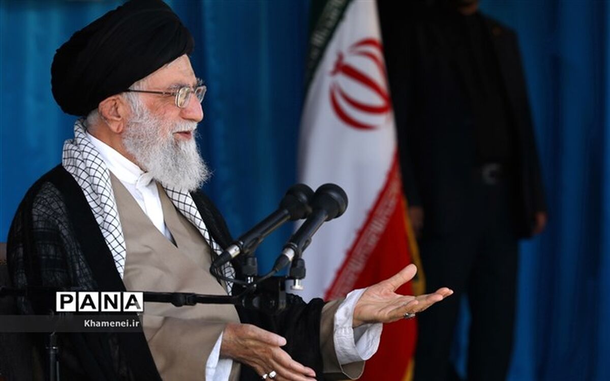 رهبر انقلاب خطاب به سران قوا: برای حل مشکلات نظام بانکی، نقدینگی، اشتغال و تورم تصمیم‌های جدی بگیرید