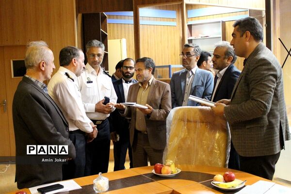 تقدیر سازمان دانش آموزی فارس از پلیس راهور استان در هفته  گرامیداشت ناجا