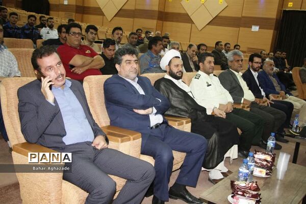 تجلیل ازموتورسیکلت سواران قانونمند در فشافویه