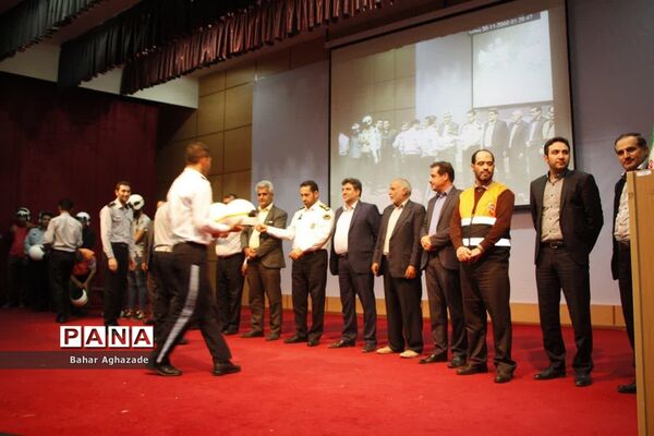 تجلیل ازموتورسیکلت سواران قانونمند در فشافویه
