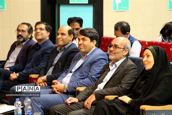 اختتامیه بیست و یکمین مرحله استانی جشنواره بین المللی قصه گویی