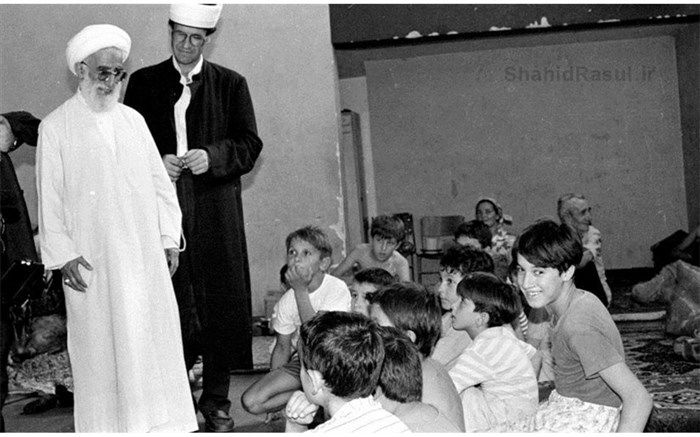 تصویری از آیت‌الله جنتی در سفر خارجی