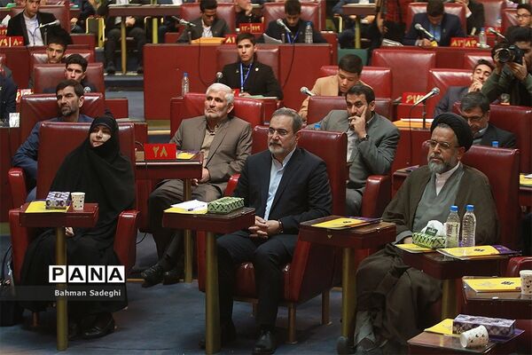 حضور وزیر اطلاعات در نهمین دوره مجلس دانش آموزی
