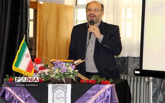 نمازبزرگترین شکرگزاری در برابرخداست