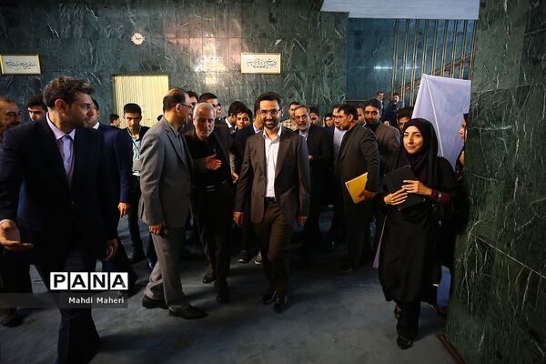 دومین روز از نخستین نشست نهمین دوره مجلس دانش‌آموزی-2
