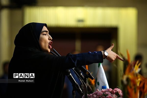 دومین روز از نخستین نشست نهمین دوره مجلس دانش‌آموزی-2