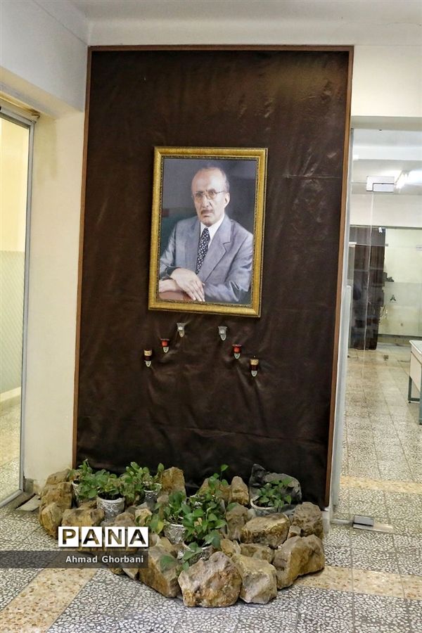 تور یک‌روزه بازدید از مدرسه مهرگان و بنیاد حریری بابل