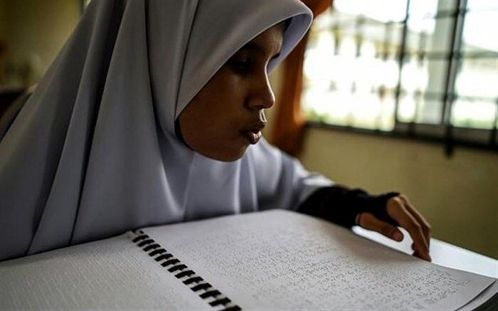 262 دانش آموز نابینا و کم بینا در آذربایجان شرقی تحصیل می کنند
